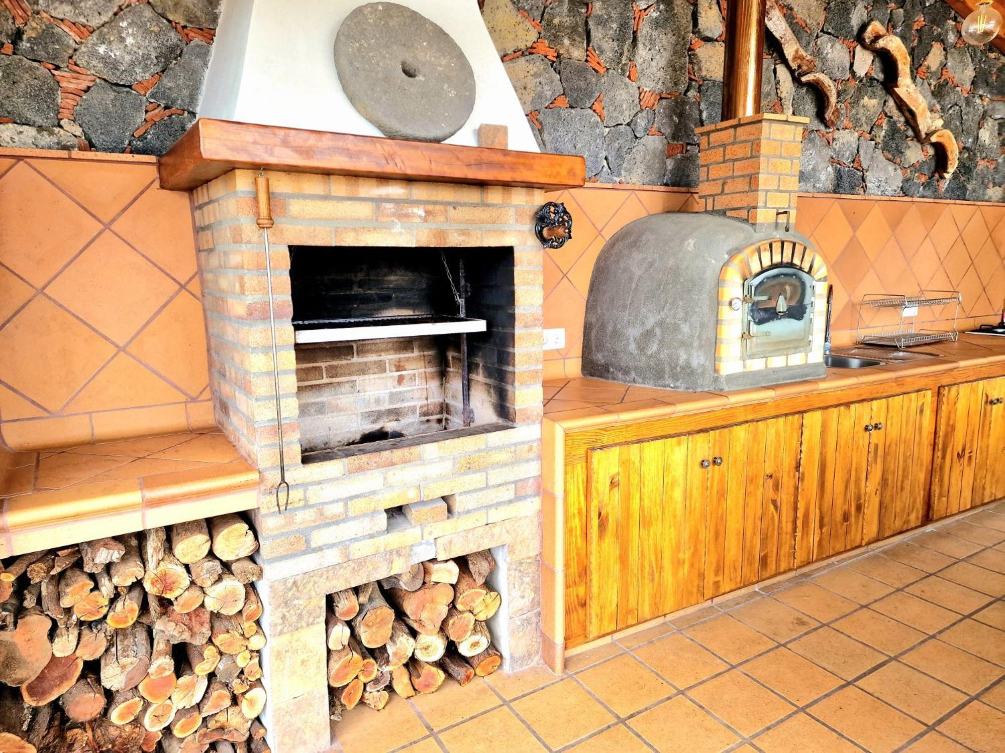 Loros Icod De Vinos By Hrtenerife Net Villa Santa Cruz de Tenerife