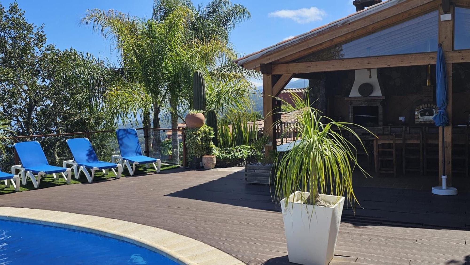 Villa Loros Icod De Vinos By Hrtenerife Net